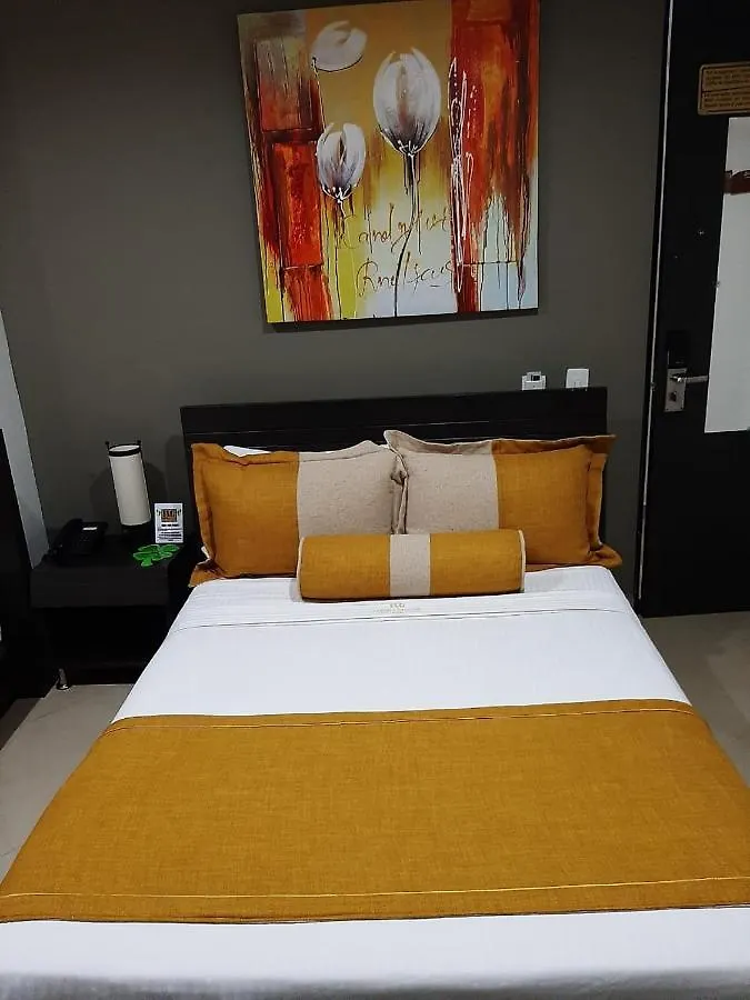Hotel Medellin Gold