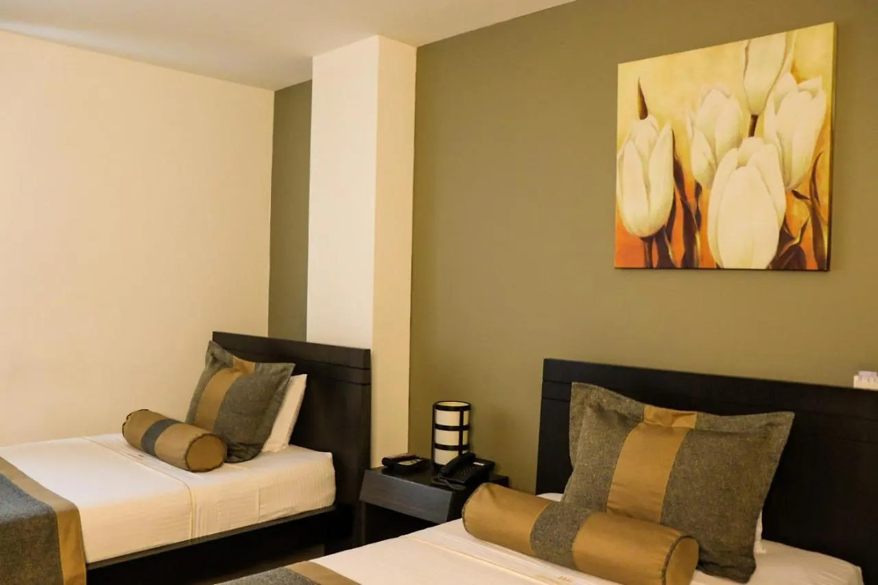 Hotel Medellin Gold