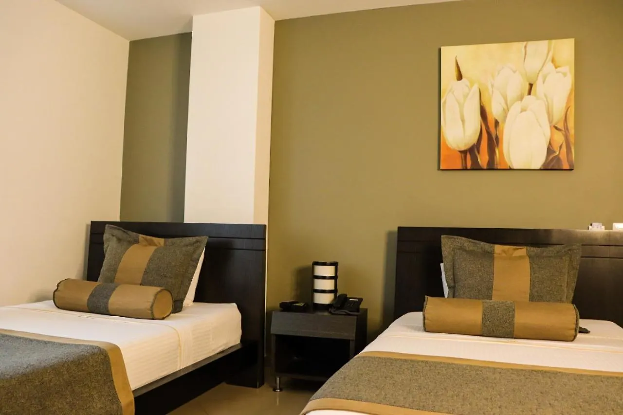 Hotel Medellin Gold