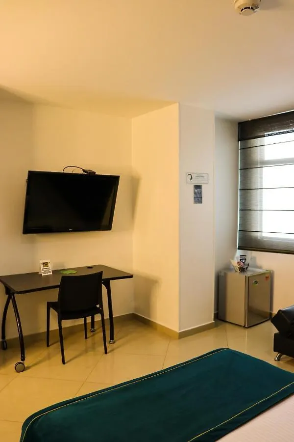 Hotel Medellin Gold